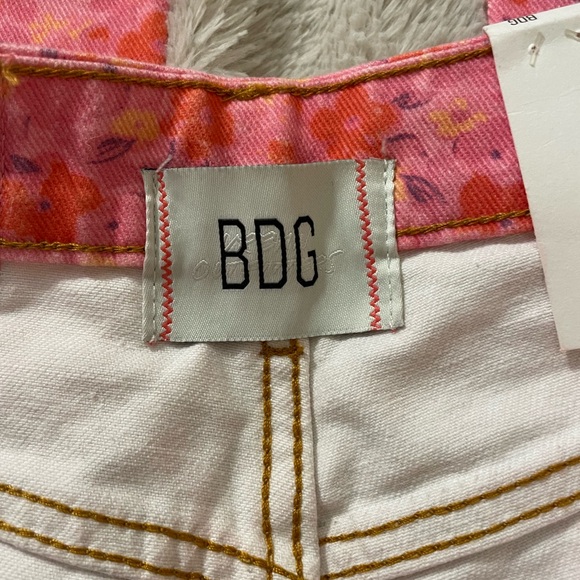 NWT BDG High Rise Flare Leg Floral Denim Pants - Picture 7 of 7